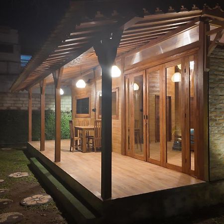 Villa Private Joglo In Heart Of Sanur Esterno foto